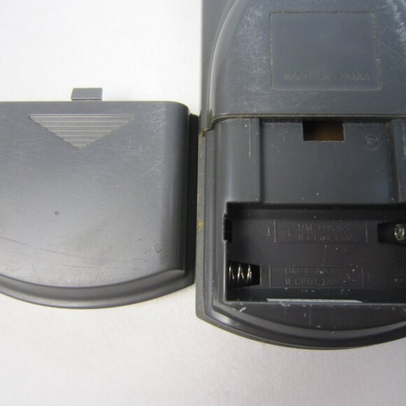 Toshiba VC-L2B VCR Remote Control OEM - Used - Tested - Works - Picture 8 of 10